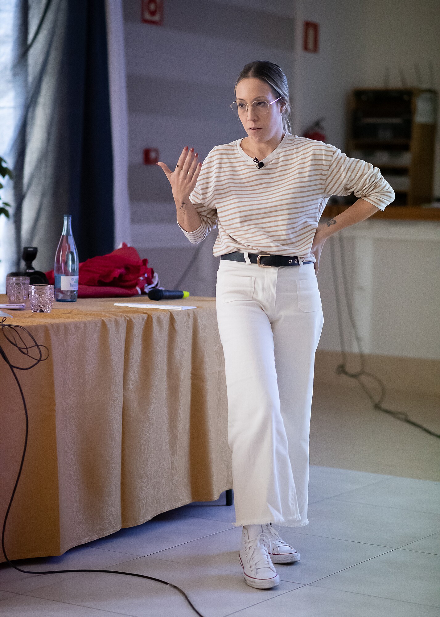 21B59A64-7595-4A9B-B23E-844B55346168